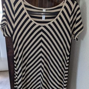 LuLaRoe Classic Tee